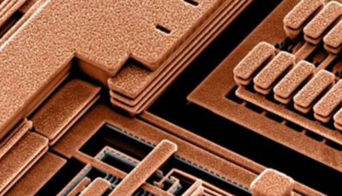 Copper interconnection, can it still eat?